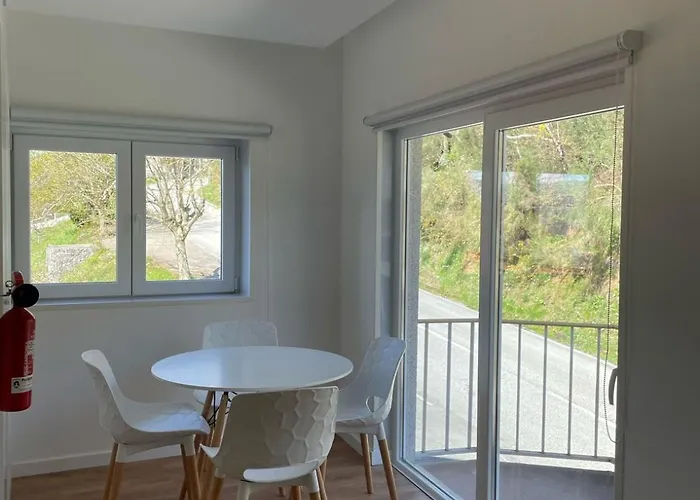 O Pôr Do Sol Do Gerês Couette-café